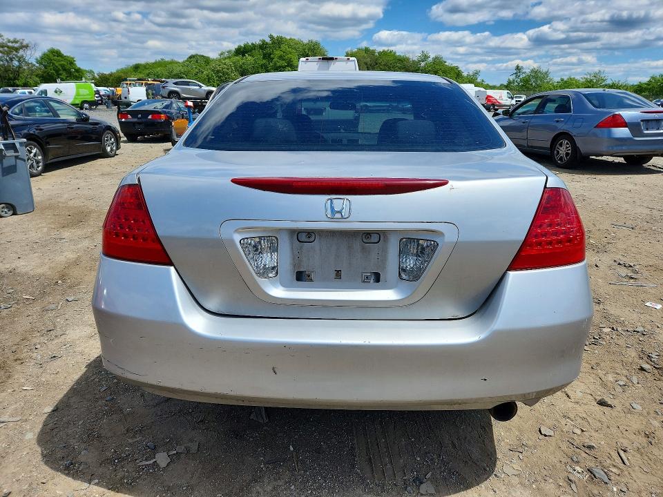 53899556 :رقم المزاد ، 1HGCM56126A070229 vin ، 2006 Honda Accord مزاد بيع