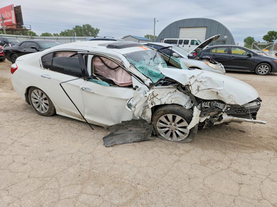 52417396 :رقم المزاد ، 1HGCR3F93DA040827 vin ، 2013 Honda Accord مزاد بيع