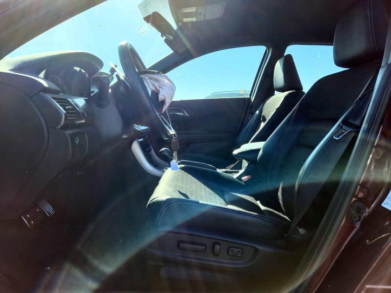Продажа на аукционе авто 2017 Honda Accord, vin: 1HGCR2F50HA192934, номер лота: 55533986