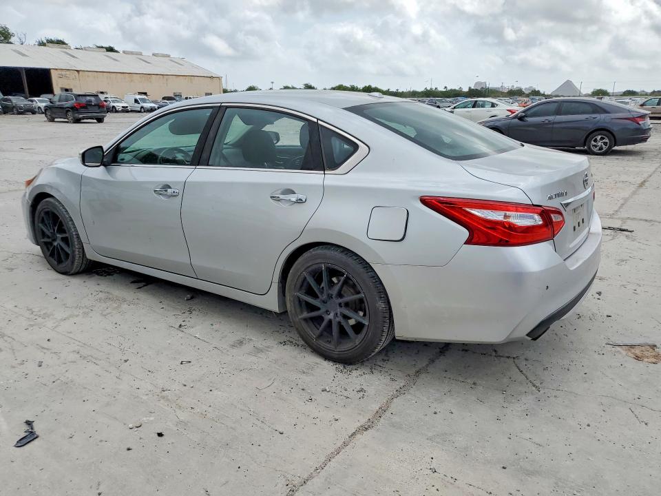 Продаж на аукціоні авто 2017 Nissan Altima, vin: 1N4BL3AP3HC174285, номер лоту: 53716826