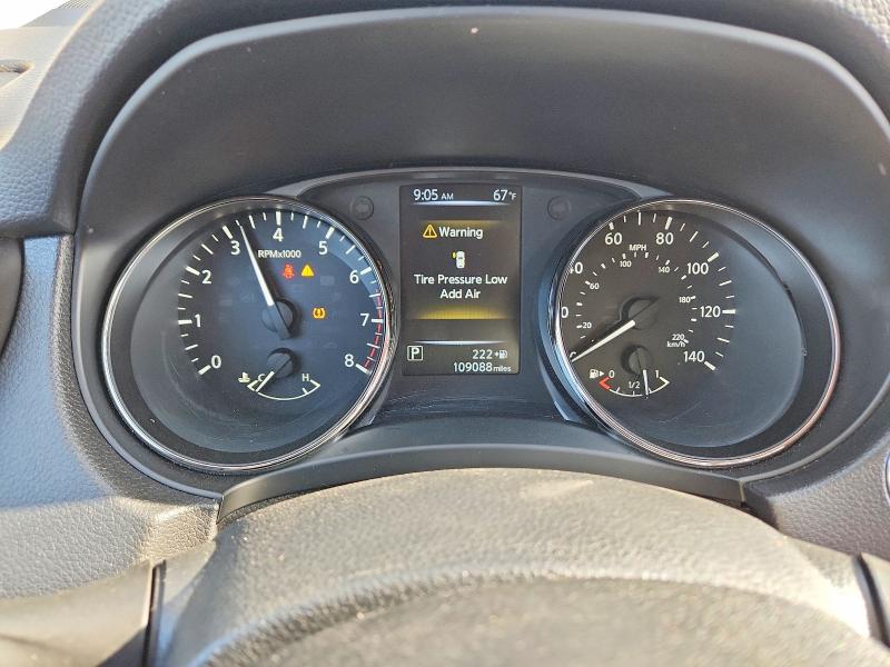 Aukcja sprzedaży 2017 Nissan Rogue, vin: KNMAT2MV5HP611755, numer aukcji: 55187576