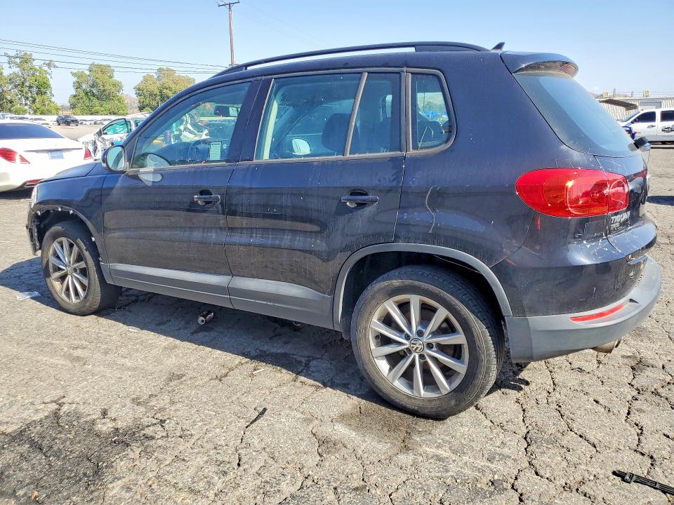 Продажа на аукционе авто 2017 Volkswagen Tiguan, vin: WVGAV7AXXHK041967, номер лота: 53641546