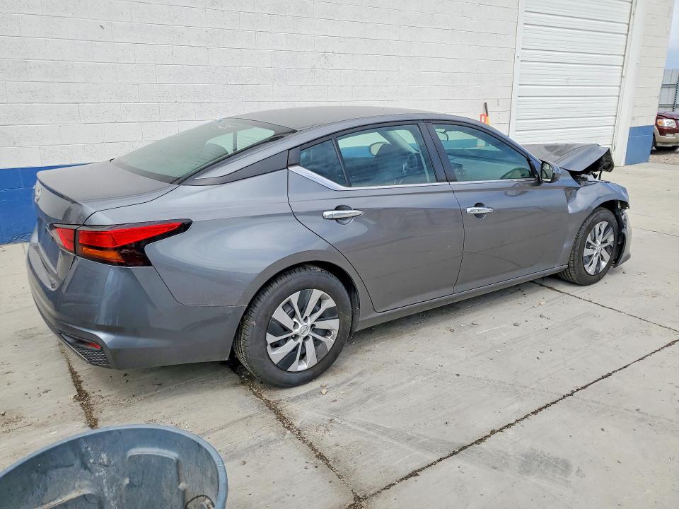 55099146 :رقم المزاد ، 1N4BL4BV0NN382952 vin ، 2022 Nissan Altima مزاد بيع
