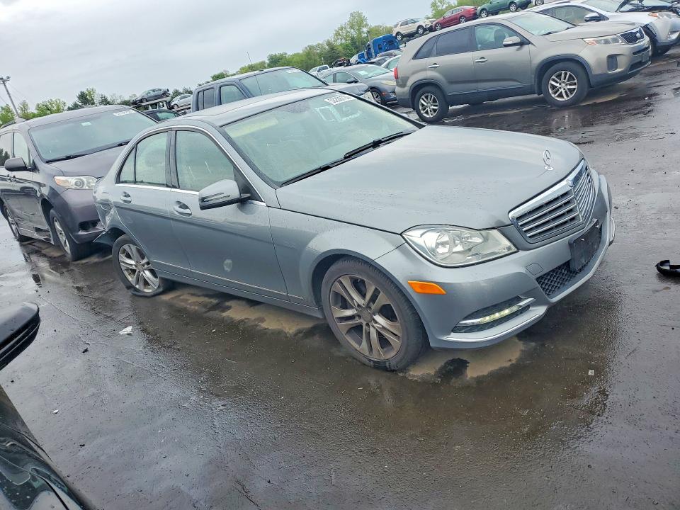 Продаж на аукціоні авто 2014 Mercedes-benz C, vin: WDDGF8ABXEA955732, номер лоту: 53208726