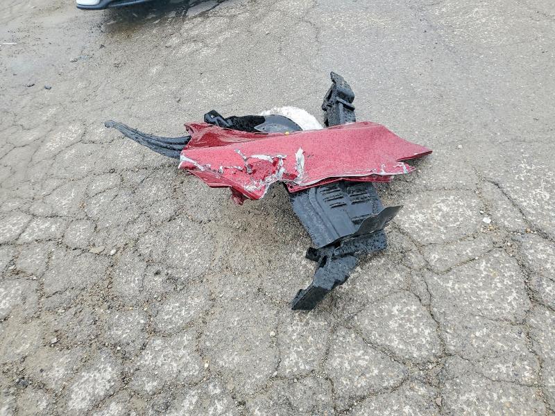 53786266 :رقم المزاد ، 2T3ZFREV1JW418465 vin ، 2018 Toyota Rav4 مزاد بيع