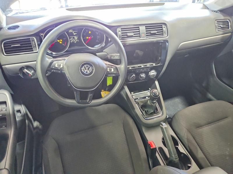 53990226 :رقم المزاد ، 3VW3A7AJ6FM246290 vin ، 2015 Volkswagen Jetta مزاد بيع