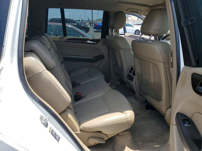 Продажа на аукционе авто 2015 Mercedes-benz Gl, vin: 4JGDF2EE2FA481156, номер лота: 54801776