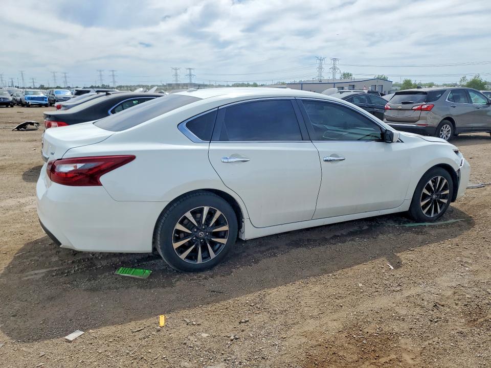 54528946 :رقم المزاد ، 1N4AL3AP1JC249213 vin ، 2018 Nissan Altima مزاد بيع