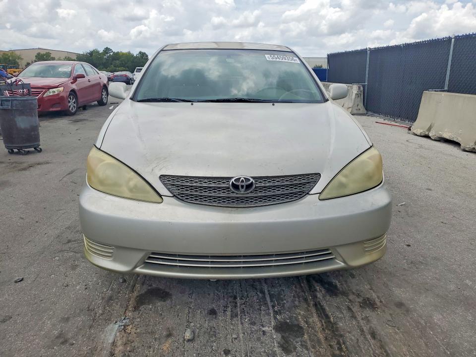 2004 Toyota Camry მანქანა იყიდება აუქციონზე, vin: 4T1BE32K64U856570, აუქციონის ნომერი: 55459356