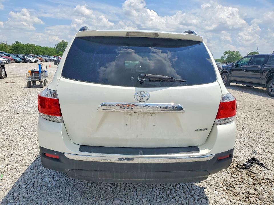 Продажа на аукционе авто 2013 Toyota Highlander, vin: 5TDBK3EH5DS192232, номер лота: 54159546