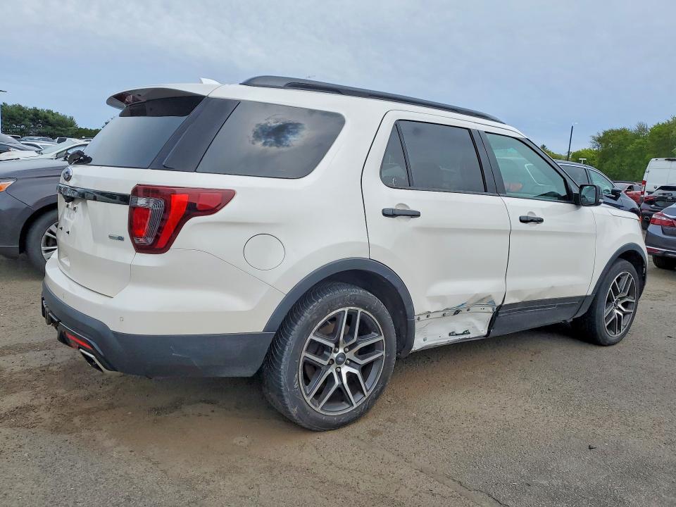 53102896 :رقم المزاد ، 1FM5K8GT0GGC83656 vin ، 2016 Ford Explorer مزاد بيع