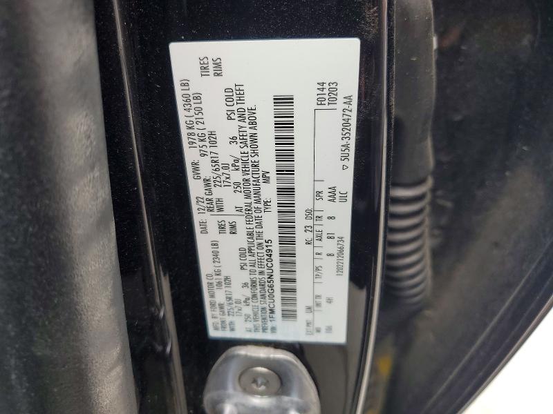 54560626 :رقم المزاد ، 1FMCU0G65NUC04915 vin ، 2022 Ford Escape مزاد بيع