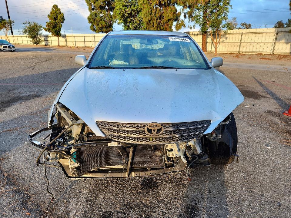 54890066 :رقم المزاد ، 4T1BE30K22U588584 vin ، 2002 Toyota Camry مزاد بيع