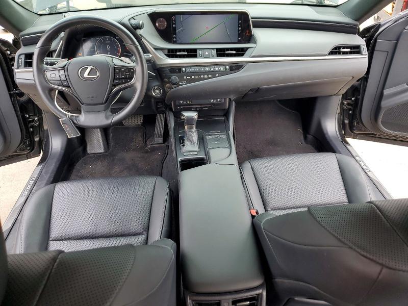 51842356 :رقم المزاد ، 58ADZ1B13LU062982 vin ، 2020 Lexus Es مزاد بيع