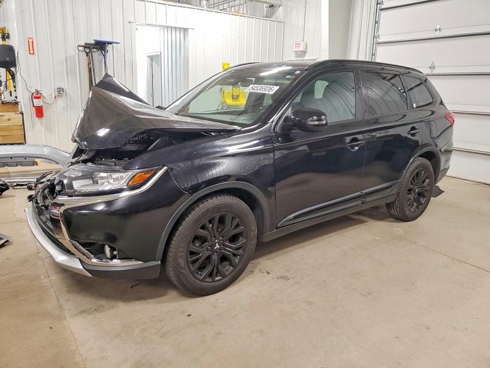 2018 Mitsubishi Outlander მანქანა იყიდება აუქციონზე, vin: JA4AZ3A32JZ031844, აუქციონის ნომერი: 54536926
