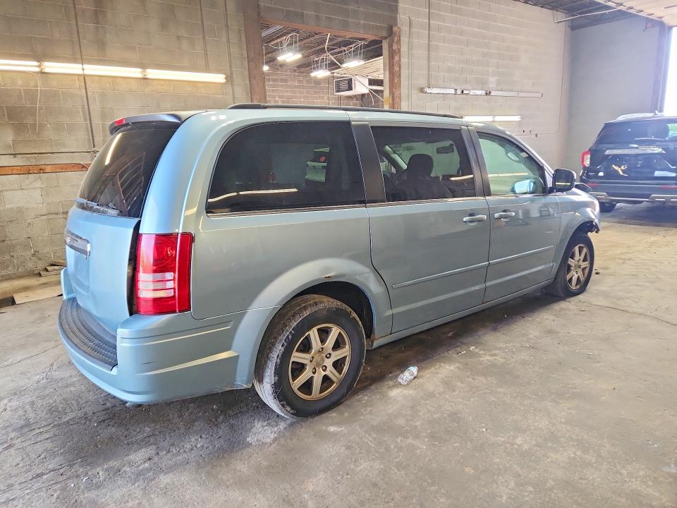2008 Chrysler Town & Country მანქანა იყიდება აუქციონზე, vin: 2A8HR54P88R696906, აუქციონის ნომერი: 53626746