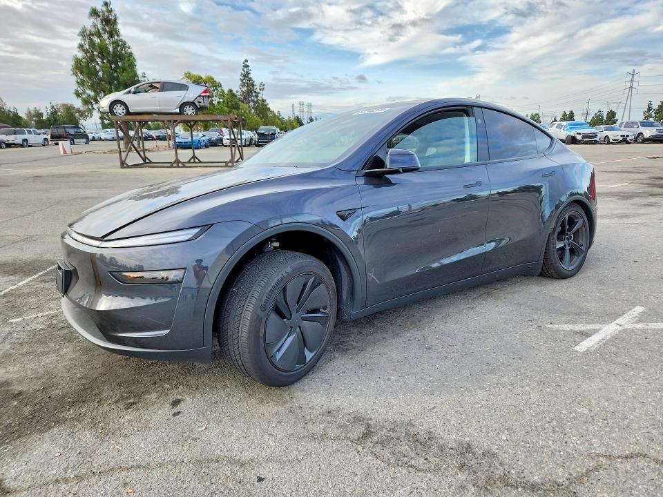 Auction sale of the 2026 Tesla Model Y, vin: 7SAYGDED4TF381362, lot number: 52246376