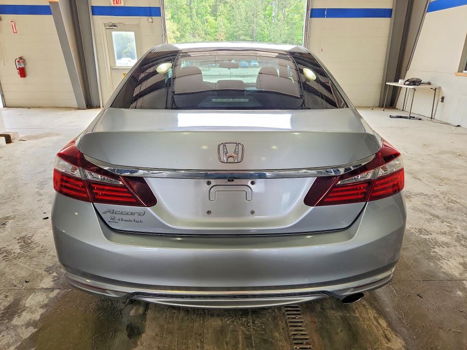 Продаж на аукціоні авто 2017 Honda Accord, vin: 1HGCR2F36HA197747, номер лоту: 55179626