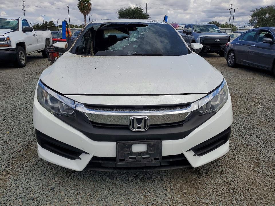 Продажа на аукционе авто 2018 Honda Civic, vin: 2HGFC2F72JH550459, номер лота: 55445706