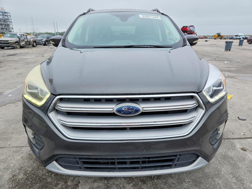 53031446 :رقم المزاد ، 1FMCU0JD1HUC94902 vin ، 2017 Ford Escape مزاد بيع