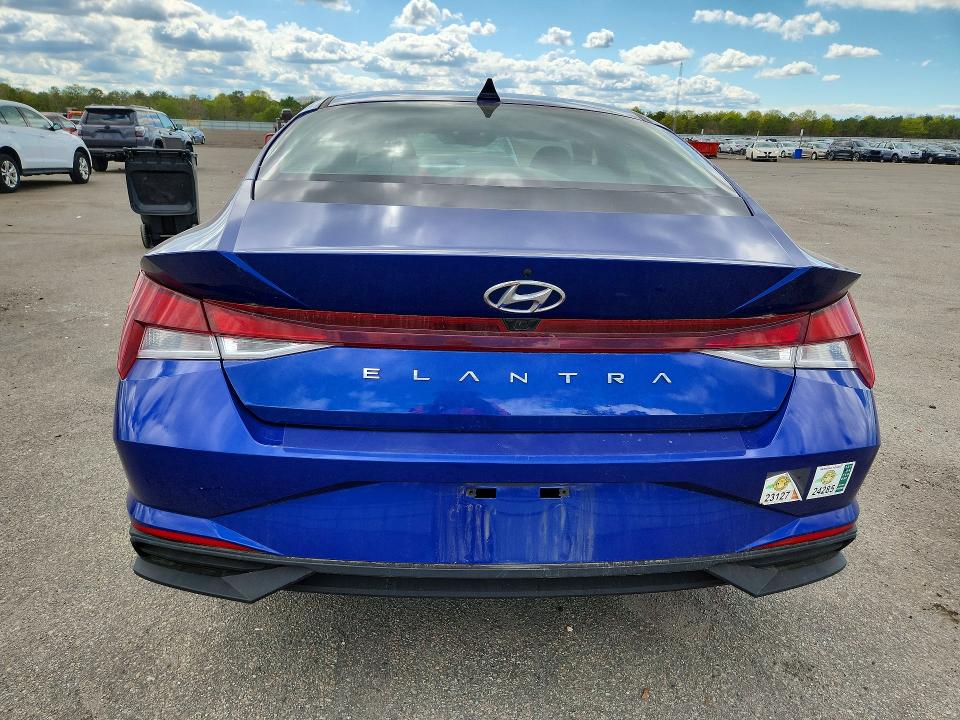 53936176 :رقم المزاد ، 5NPLM4AG0NH083508 vin ، 2022 Hyundai Elantra مزاد بيع