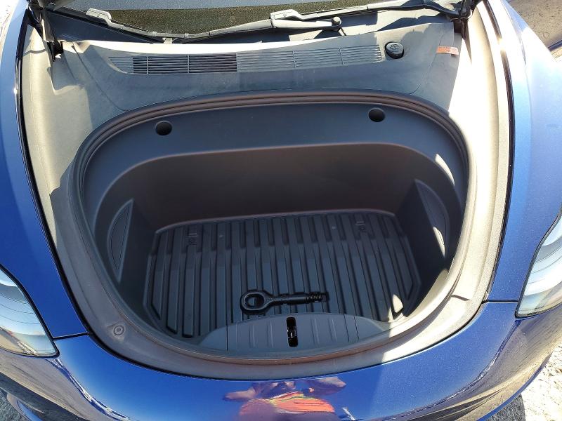 Продаж на аукціоні авто 2021 Tesla Model 3, vin: 5YJ3E1EB0MF037880, номер лоту: 52804136
