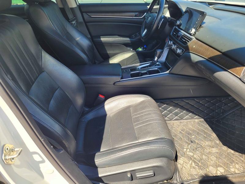 53254246 :رقم المزاد ، 1HGCV1F94JA803577 vin ، 2018 Honda Accord مزاد بيع