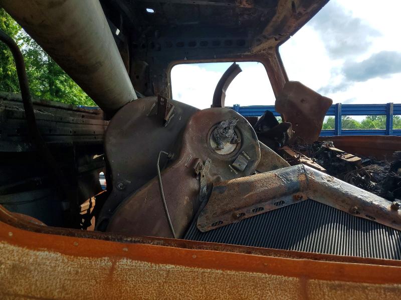 53274086 :رقم المزاد ، 4V4WC9EH7MN280727 vin ، 2021 Volvo Vnr مزاد بيع