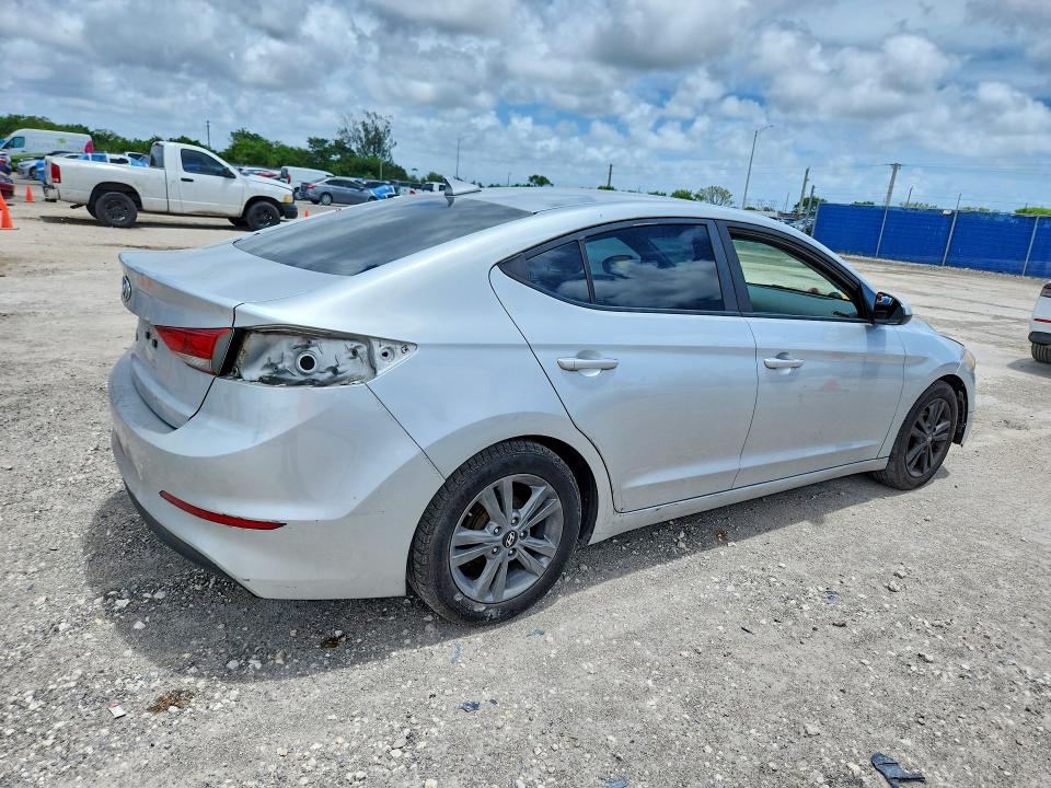 2017 Hyundai Elantra მანქანა იყიდება აუქციონზე, vin: 5NPD84LF8HH083001, აუქციონის ნომერი: 54076516