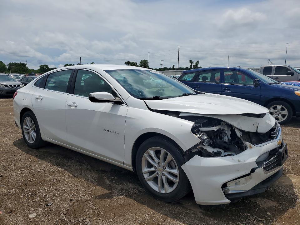 55506656 :رقم المزاد ، 1G1ZE5ST8HF133703 vin ، 2017 Chevrolet Malibu مزاد بيع
