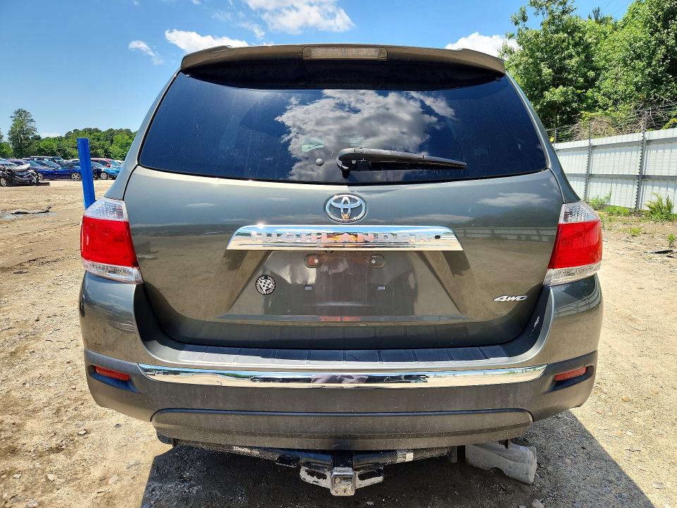 2012 Toyota Highlander მანქანა იყიდება აუქციონზე, vin: 5TDBK3EH1CS144063, აუქციონის ნომერი: 54819346