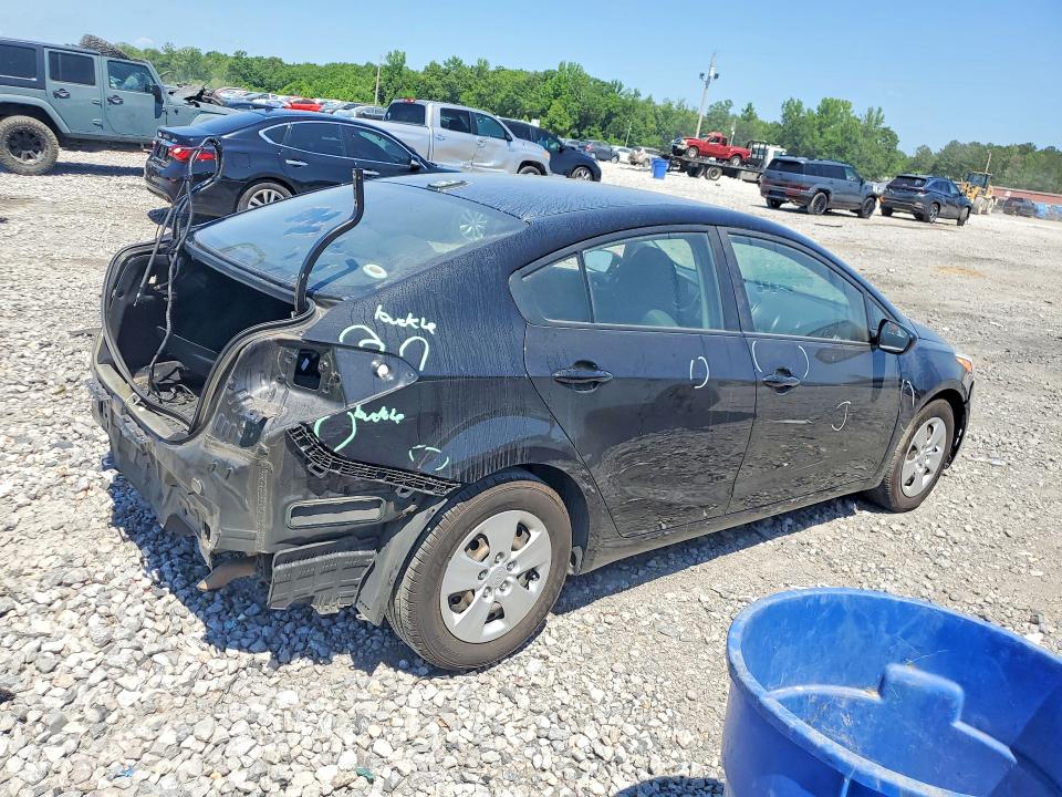 53951876 :رقم المزاد ، 3KPFL4A77JE209684 vin ، 2018 Kia Forte مزاد بيع