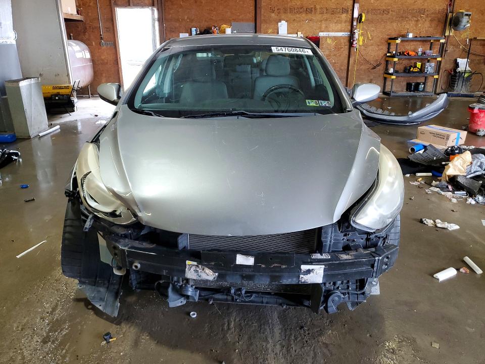54760846 :رقم المزاد ، KMHDH4AE1EU128402 vin ، 2014 Hyundai Elantra مزاد بيع