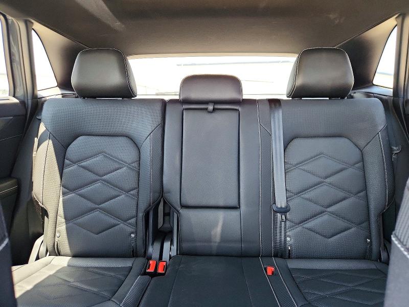 51705446 :رقم المزاد ، 1V2KE2CA4SC220932 vin ، 2025 Volkswagen Atlas Cross Sport مزاد بيع