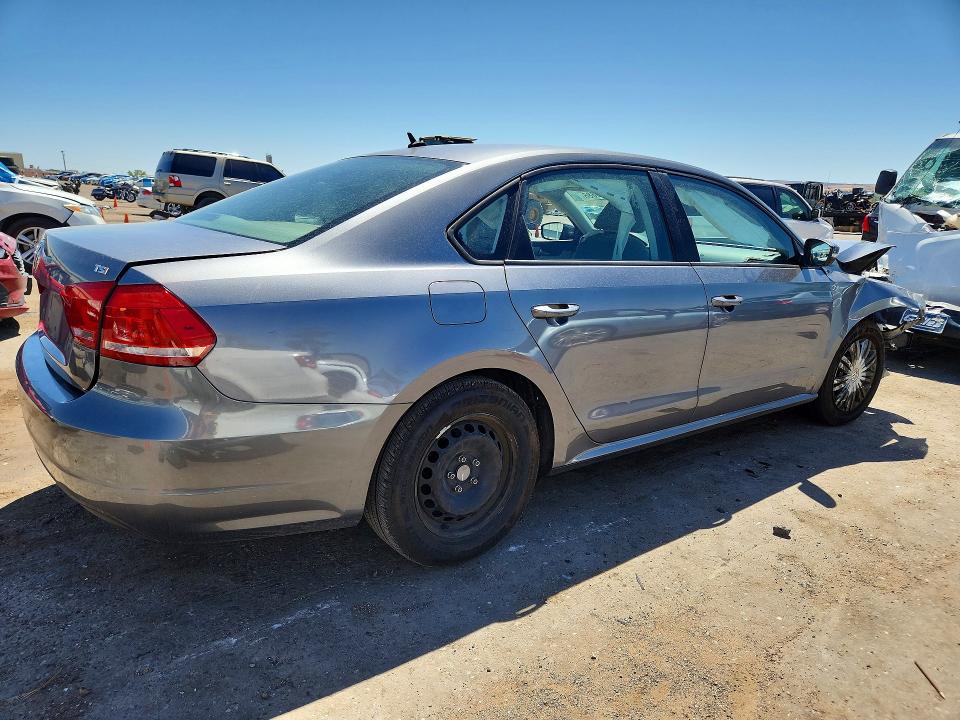 2015 Volkswagen Passat მანქანა იყიდება აუქციონზე, vin: 1VWAS7A37FC022713, აუქციონის ნომერი: 52769886