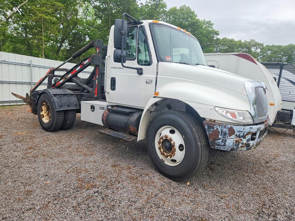 Продаж на аукціоні авто 2002 International 4000, vin: 1HTMMAAM12H414411, номер лоту: 53156346