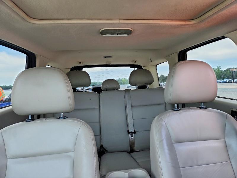 2008 Ford Escape მანქანა იყიდება აუქციონზე, vin: 1FMCU93148KC13636, აუქციონის ნომერი: 53189876