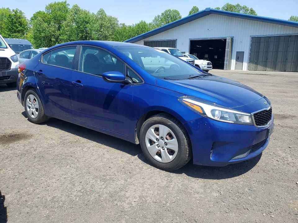 53755206 :رقم المزاد ، 3KPFL4A76JE190013 vin ، 2018 Kia Forte مزاد بيع