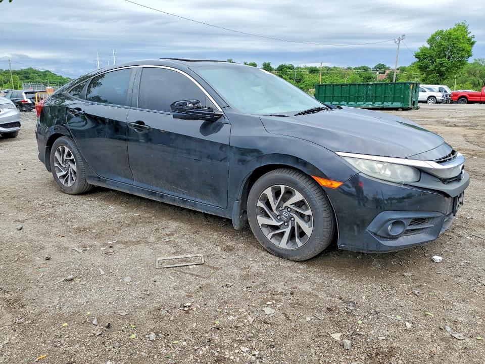 54107776 :رقم المزاد ، 2HGFC2F79GH511361 vin ، 2016 Honda Civic مزاد بيع