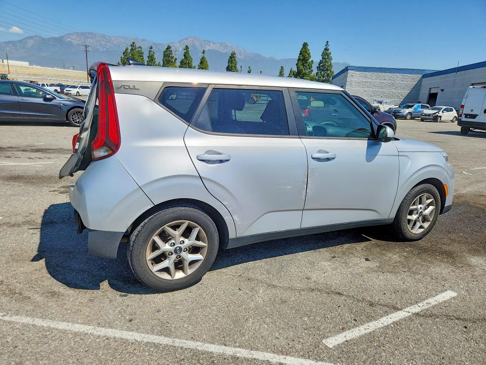2020 Kia Soul მანქანა იყიდება აუქციონზე, vin: KNDJ23AU0L7057683, აუქციონის ნომერი: 52907946