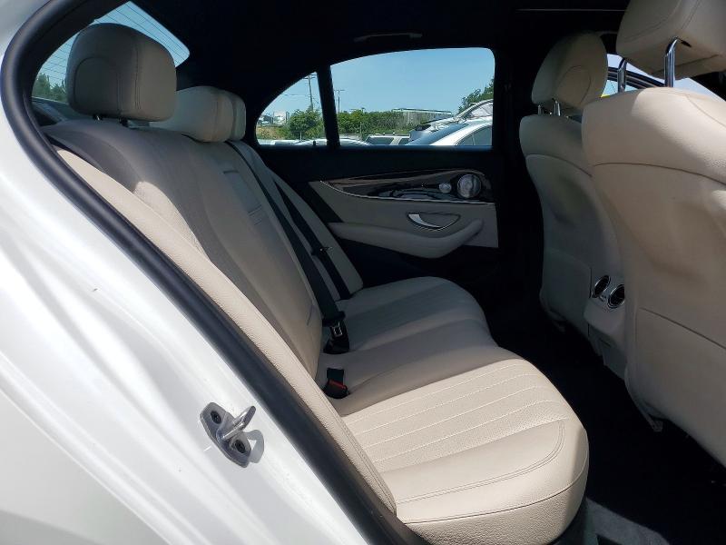 Продажа на аукционе авто 2019 Mercedes-benz E, vin: WDDZF4JBXKA508413, номер лота: 52181776