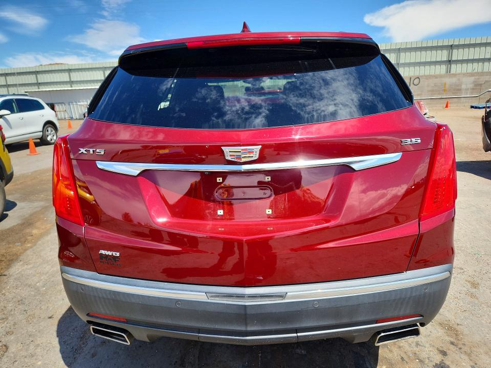 51906226 :رقم المزاد ، 1GYKNFRS1JZ220577 vin ، 2018 Cadillac Xt5 مزاد بيع