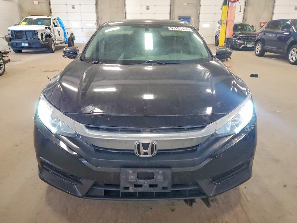 55184126 :رقم المزاد ، 19XFC2F78GE085186 vin ، 2016 Honda Civic مزاد بيع