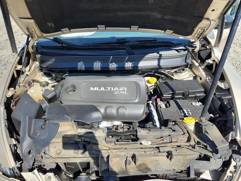 53426166 :رقم المزاد ، 1C4PJLAB8FW561131 vin ، 2015 Jeep Cherokee مزاد بيع