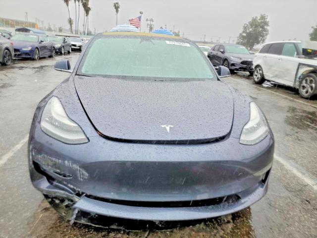2020 Tesla Model 3 მანქანა იყიდება აუქციონზე, vin: 5YJ3E1EA5LF799186, აუქციონის ნომერი: 55004186