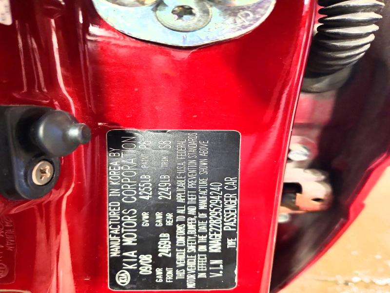 2009 Kia Optima მანქანა იყიდება აუქციონზე, vin: KNAGE228295294240, აუქციონის ნომერი: 54687916