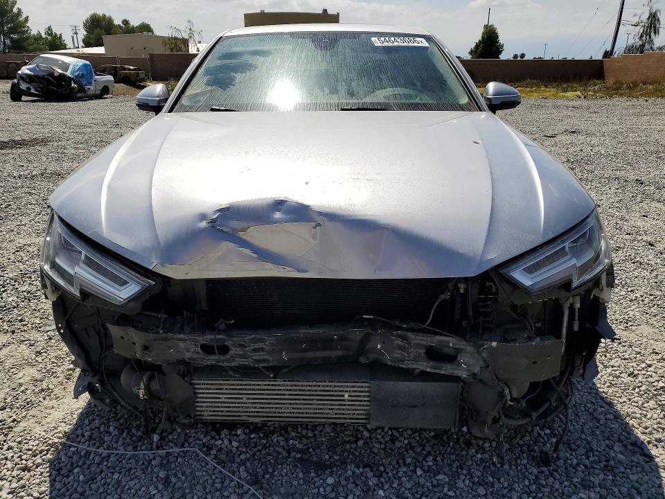 Продаж на аукціоні авто 2017 Audi A4, vin: WAUFNAF40HN050436, номер лоту: 54643686
