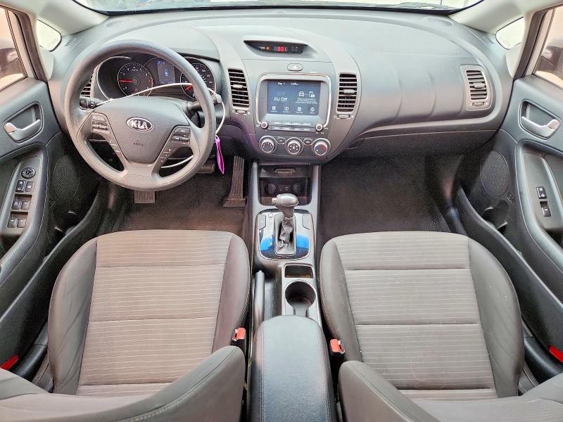 52828646 :رقم المزاد ، 3KPFL4A79JE191849 vin ، 2018 Kia Forte مزاد بيع