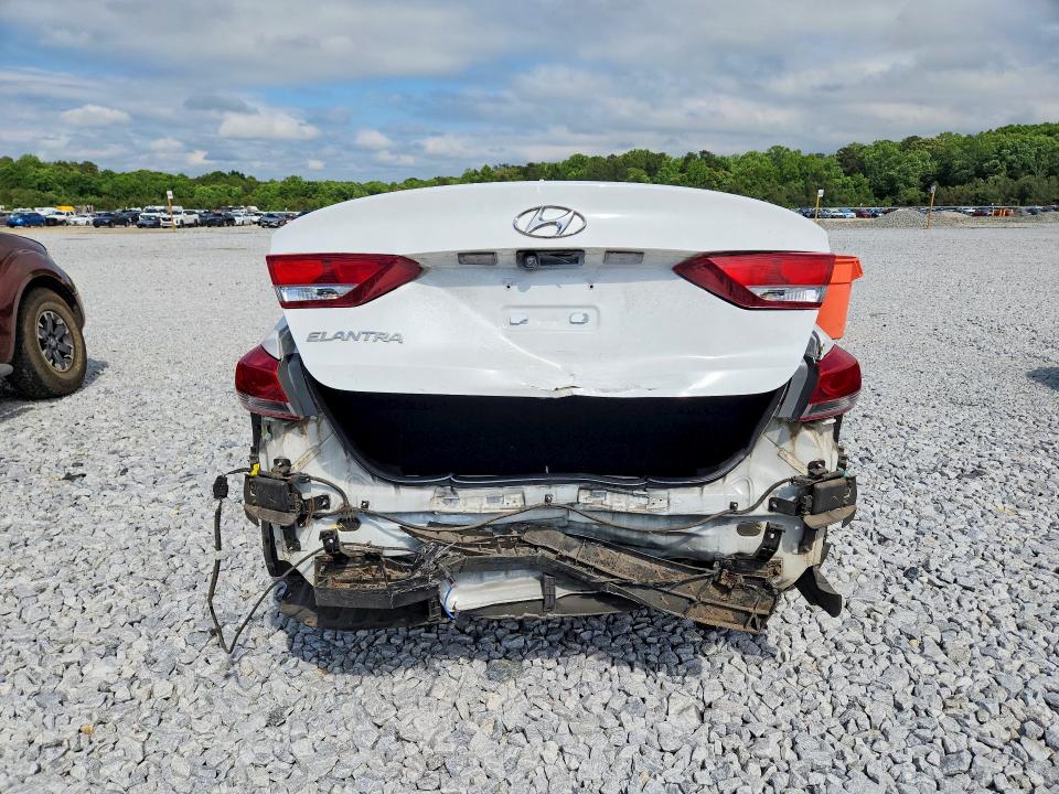Продаж на аукціоні авто 2018 Hyundai Elantra, vin: 5NPD84LF5JH215654, номер лоту: 52893846