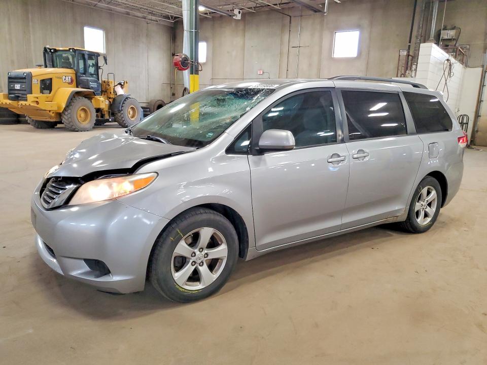 Продажа на аукционе авто 2011 Toyota Sienna, vin: 5TDKK3DC4BS042194, номер лота: 53019806